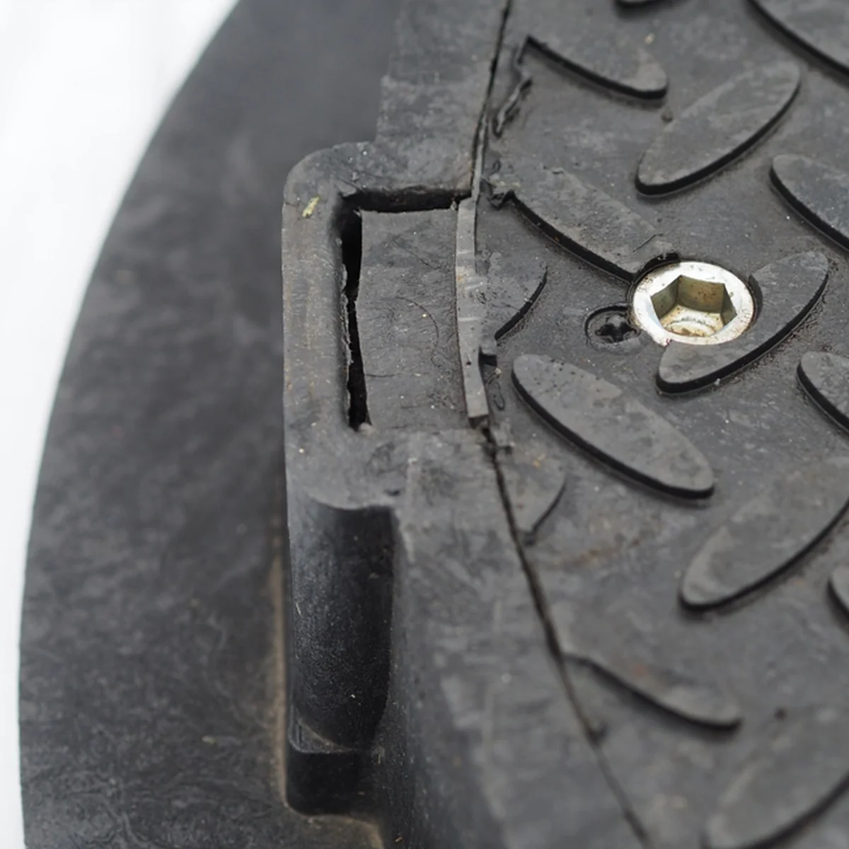 Schachtdeckel 83cm Schachtabdeckung rund B125 belastbar bis 12,5t - Image 4