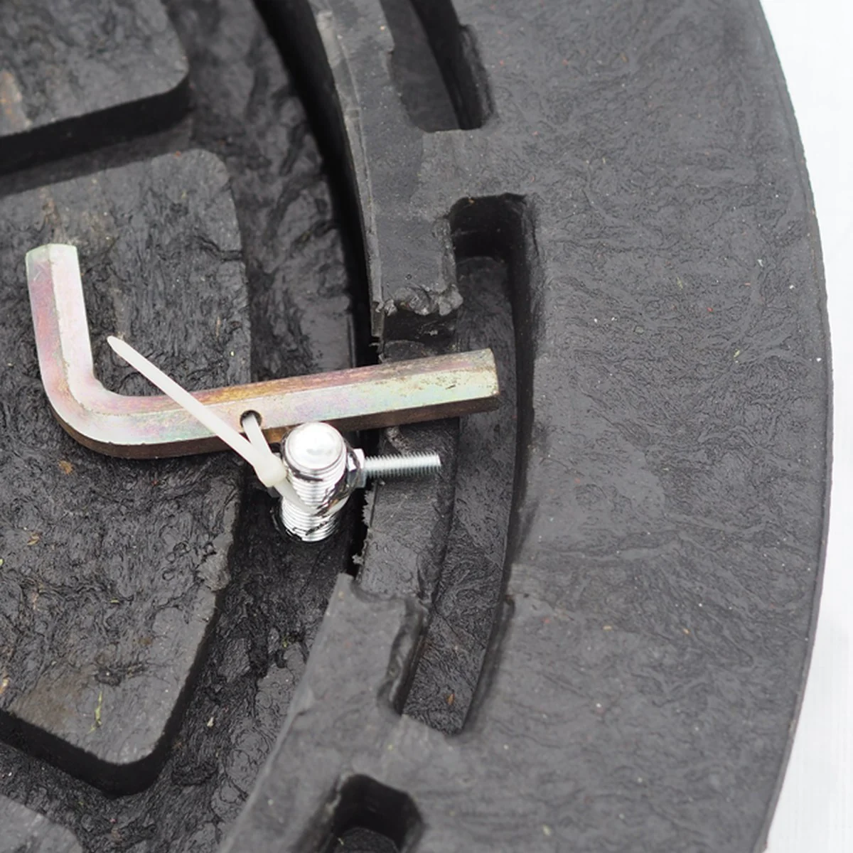 Schachtdeckel 83cm Schachtabdeckung rund B125 belastbar bis 12,5t - Image 6